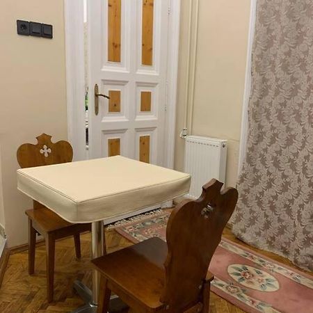 Central Location For One Person Budapest Exteriör bild