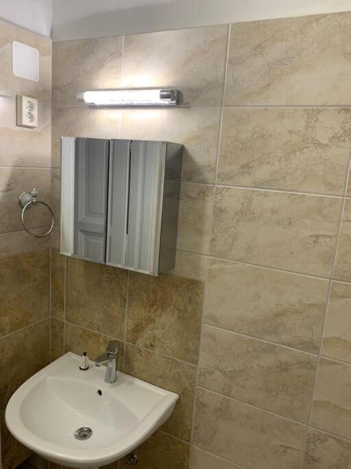 Central Location For One Person Budapest Exteriör bild